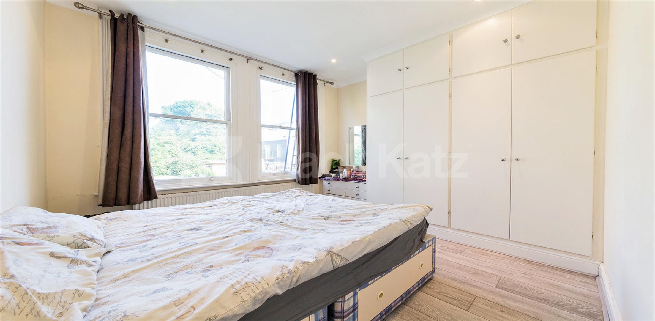			NEW INSTRUCTION , 2 Bedroom, 1 bath, 1 reception Flat			 Glazbury Road , Barons Court